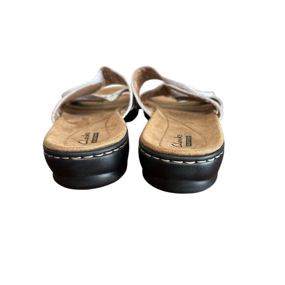 Clarks Collection Women’s White Leisa Cacti Leather Comfy Sandals Size 9.5 - Picture 6 of 12